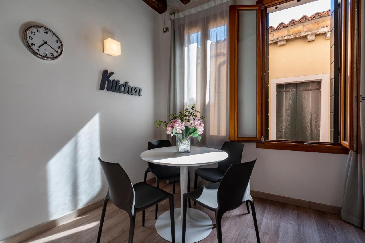Sea To Sky Apartments By Wonderful Italy Venecia Exterior foto
